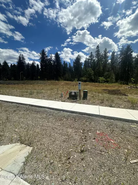 4528 E Savea Ln, Post Falls, ID 83854 photo 6
