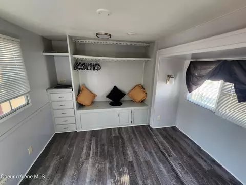 Living - 982 N Labelle Loop, Post Falls, ID 83854 photo 2 of 4