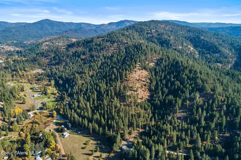 Nka W Wolfs Lodge, Coeur D'alene, ID 83814