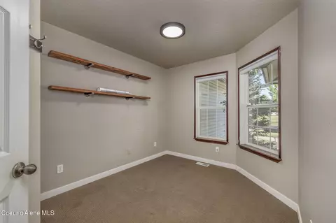 2644 N Mackenzie Dr, Post Falls, ID 83854 photo 9