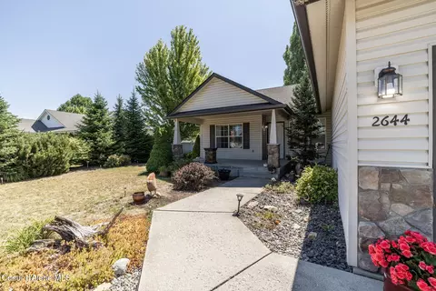 2644 N Mackenzie Dr, Post Falls, ID 83854 photo 2