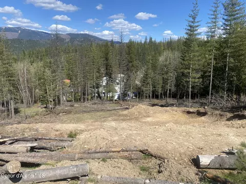 106 Blazing Saddle Ct, Pinehurst, ID 83850 photo 2