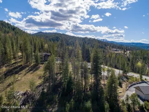 106 Blazing Saddle Ct, Pinehurst, ID 83850 photo 5