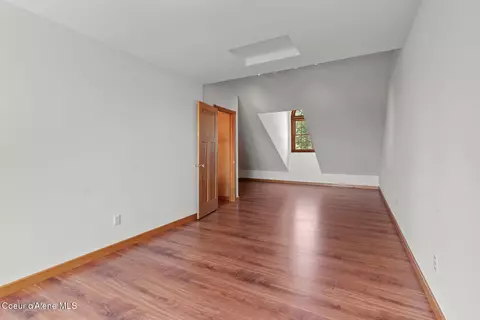 Bedroom - 14802 N Mobbs Rd, Hauser, ID 83854 photo 5 of 7
