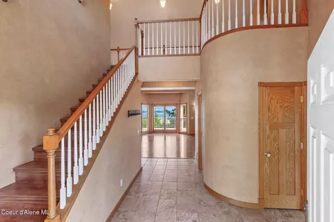 Entry Way - 14802 N Mobbs Rd, Hauser, ID 83854 photo 1 of 4