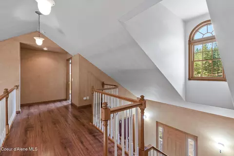 Entry Way - 14802 N Mobbs Rd, Hauser, ID 83854 photo 3 of 4