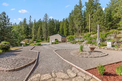 Exterior - 14802 N Mobbs Rd, Hauser, ID 83854 photo 5 of 9