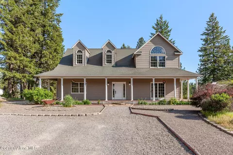 Exterior - 14802 N Mobbs Rd, Hauser, ID 83854 photo 1 of 9