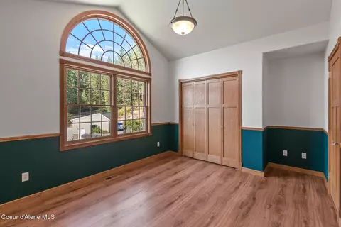 Bedroom - 14802 N Mobbs Rd, Hauser, ID 83854 photo 1 of 7
