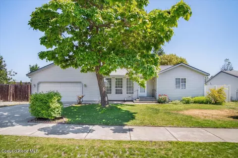 8316 N Marabou Dr, Hayden, ID 83835