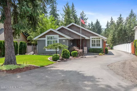 6198 W Harbor Dr, Coeur D'alene, ID 83814