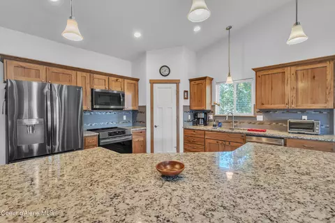 Kitchen - 1300 E Triumph Ave, Post Falls, ID 83854 photo 2 of 3