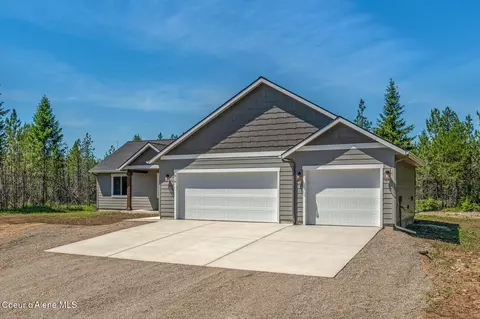 285 Durango Ln, Priest River, ID 83856