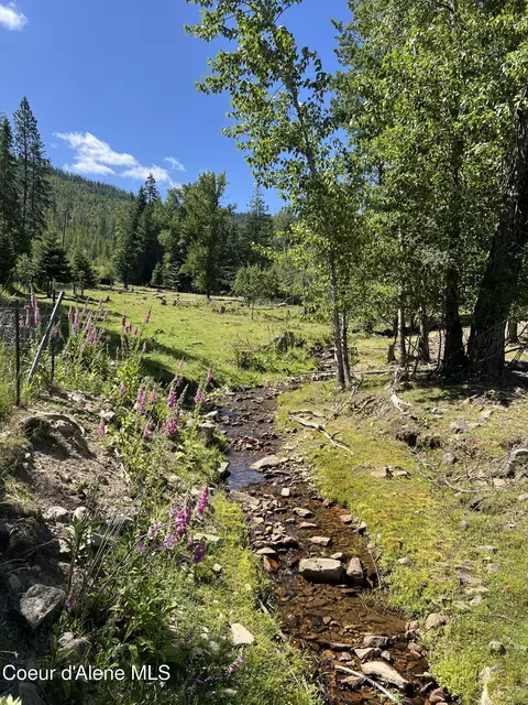 3115 Cherry Creek Rd, Saint Maries, ID 83861