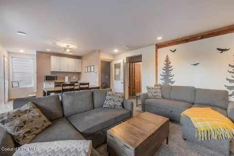 Living - 408 2nd St, Kellogg, ID 83837 photo 7 of 8