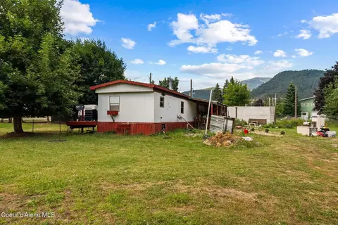 Exterior - 105 E 1st Ave, Clark Fork, ID 83811 photo 2 of 10