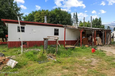 Exterior - 105 E 1st Ave, Clark Fork, ID 83811 photo 9 of 10