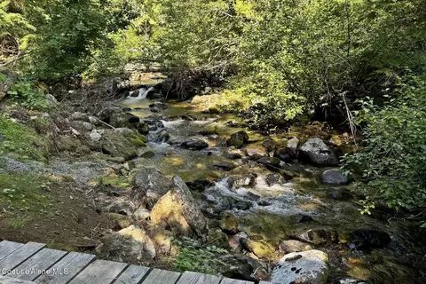 Nna Morris Rd, Naples, ID 83847 photo 4