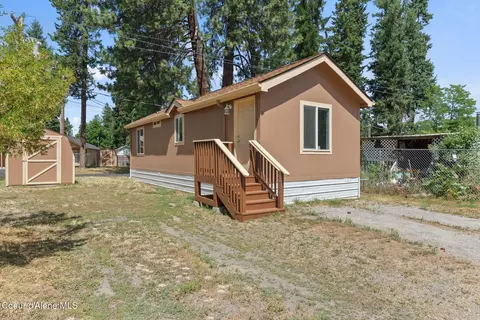 11776 N Hauser Lake Rd # 2, Hauser, ID 83854