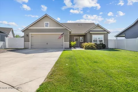 13281 Glistening Ct, Rathdrum, ID 83858