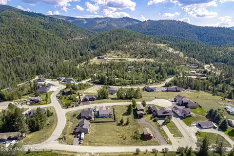 303 Old Farm Rd, Pinehurst, ID 83850 photo 3