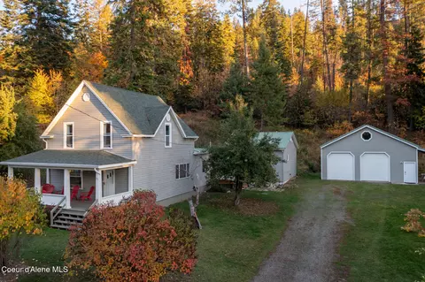251 E Garfield Ave, Harrison, ID 83833