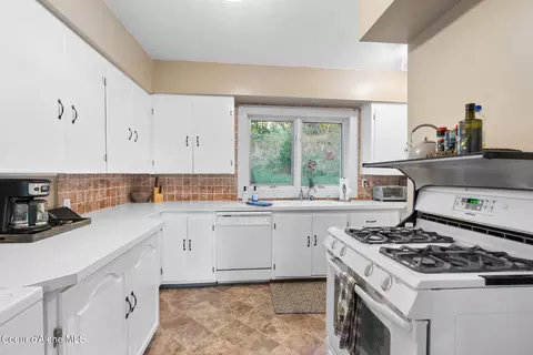 251 E Garfield Ave, Harrison, ID 83833 photo 18