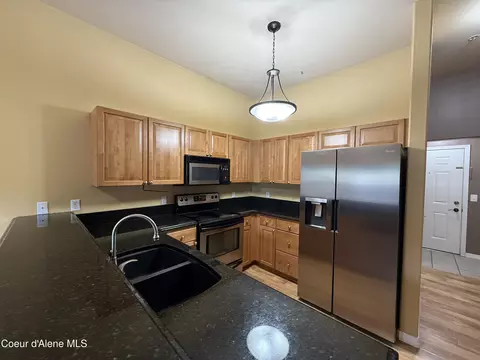 Kitchen - 3591 E 3rd Ave # 105, Post Falls, ID 83854 photo 3 of 4
