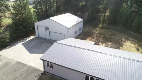 Exterior - 1220 Cooper Rd, Plummer, ID 83851 photo 2 of 5
