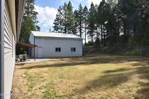Exterior - 1220 Cooper Rd, Plummer, ID 83851 photo 3 of 5