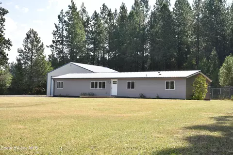 Exterior - 1220 Cooper Rd, Plummer, ID 83851 photo 5 of 5