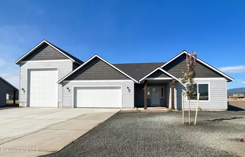 6793 W Daltrey Way, Rathdrum, ID 83858