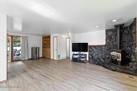 715 E 11th Ave, Post Falls, ID 83854 photo 5