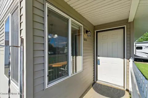 715 E 11th Ave, Post Falls, ID 83854 photo 4