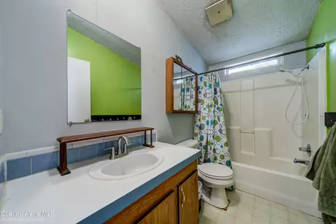 Bath - 1952 E 12th Ave # 33, Post Falls, ID 83854 photo 3 of 3