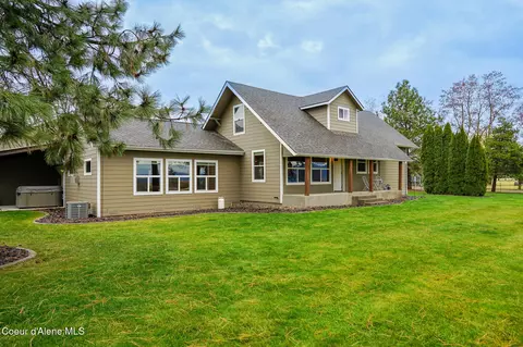 4031 W Boekel Rd, Rathdrum, ID 83858