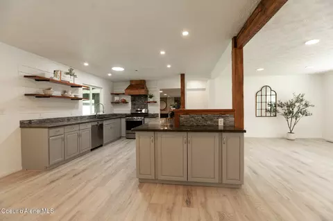 Kitchen - 4075 Evergreen Dr, Post Falls, ID 83854 photo 1 of 4