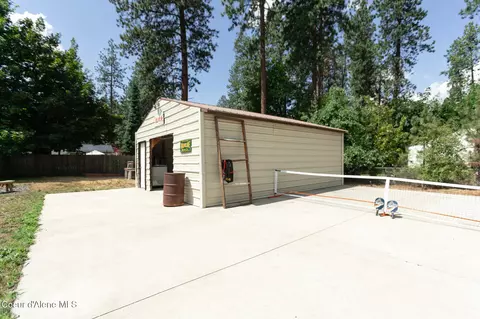 Exterior - 4075 Evergreen Dr, Post Falls, ID 83854 photo 1 of 9