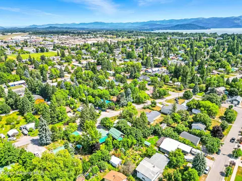 View/Area - 1523 Main St, Sandpoint, ID 83864 photo 9 of 11