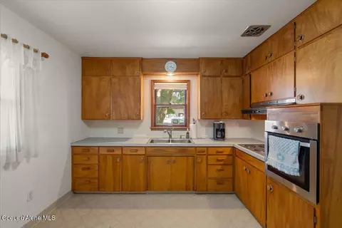 211 E 7th Ave, Post Falls, ID 83854 photo 16