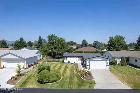 1393 W Linwood Dr, Hayden, ID 83835