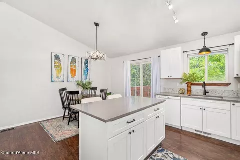 Kitchen - 3040 W Cami Ave, Post Falls, ID 83854 photo 3 of 3