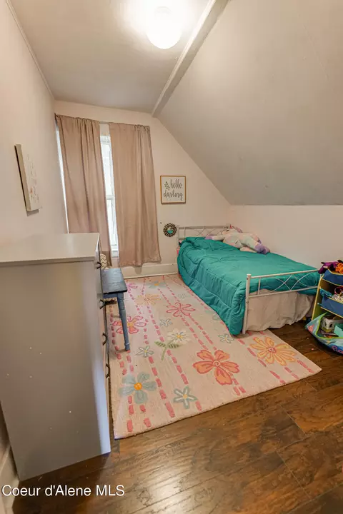 Bedroom - 612 Pearl St, Wallace, ID 83873 photo 3 of 3