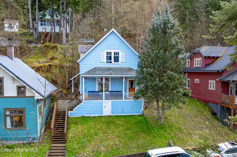 612 Pearl St, Wallace, ID 83873