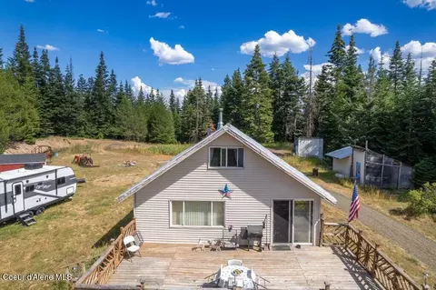 207 Happy Valley Ln, Saint Maries, ID 83861