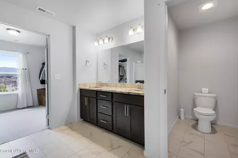 Bath - 4101 N Shelburne Loop, Post Falls, ID 83854 photo 1 of 5