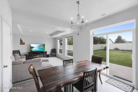Dining - 4101 N Shelburne Loop, Post Falls, ID 83854 photo 3 of 3