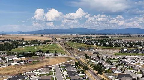 3264 N Van Winkle St, Post Falls, ID 83854 photo 4