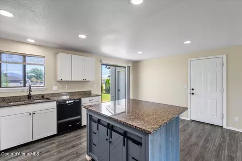 1611 E 2nd Ave, Post Falls, ID 83854 photo 11