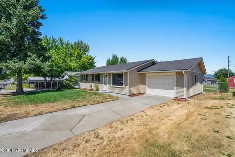 1611 E 2nd Ave, Post Falls, ID 83854 photo 2
